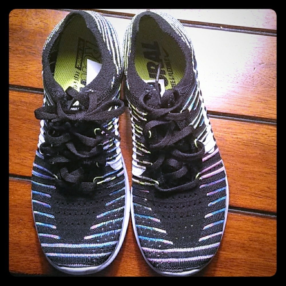 Nike Natural Flexible